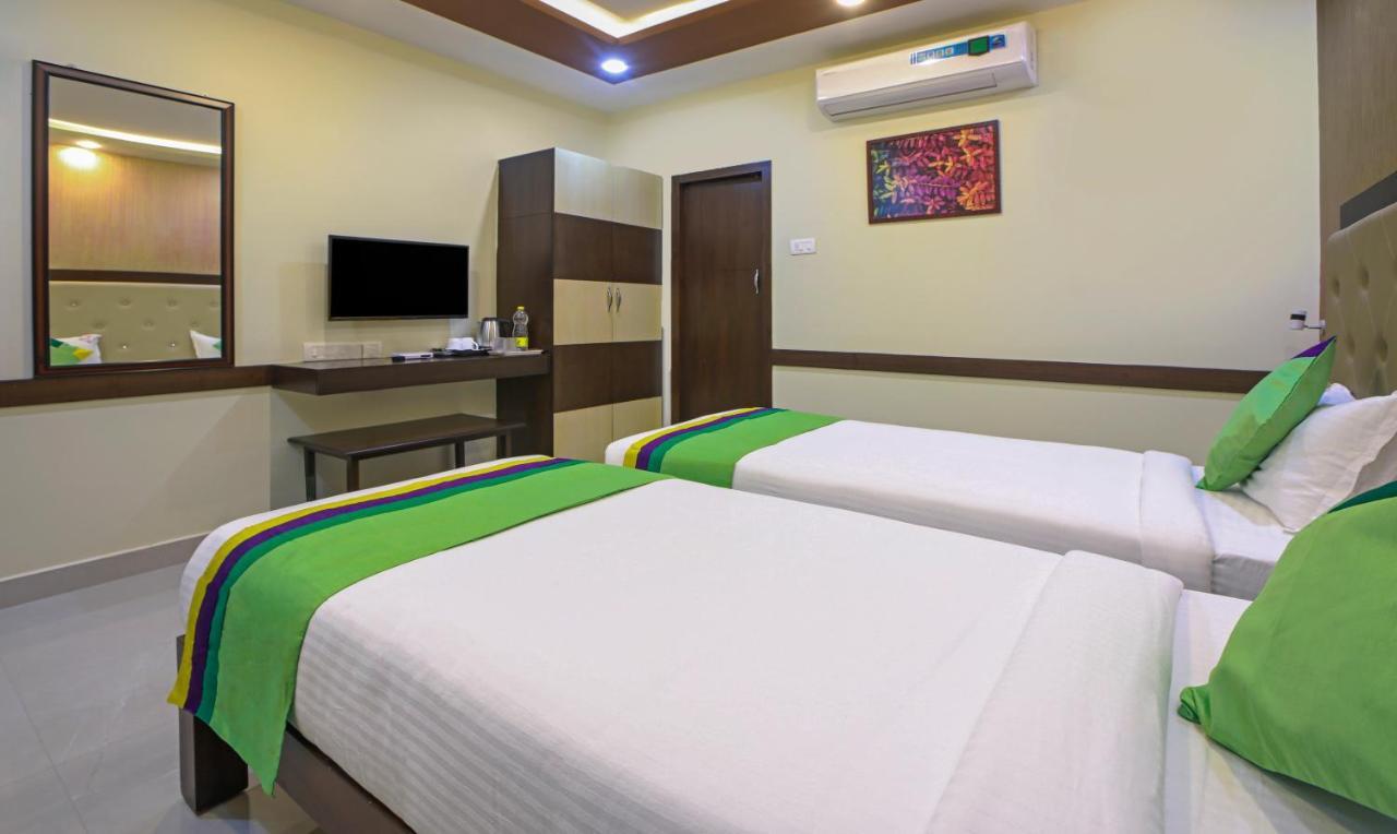 Treebo Naaz Royal Hotel Thanjavur Exterior photo