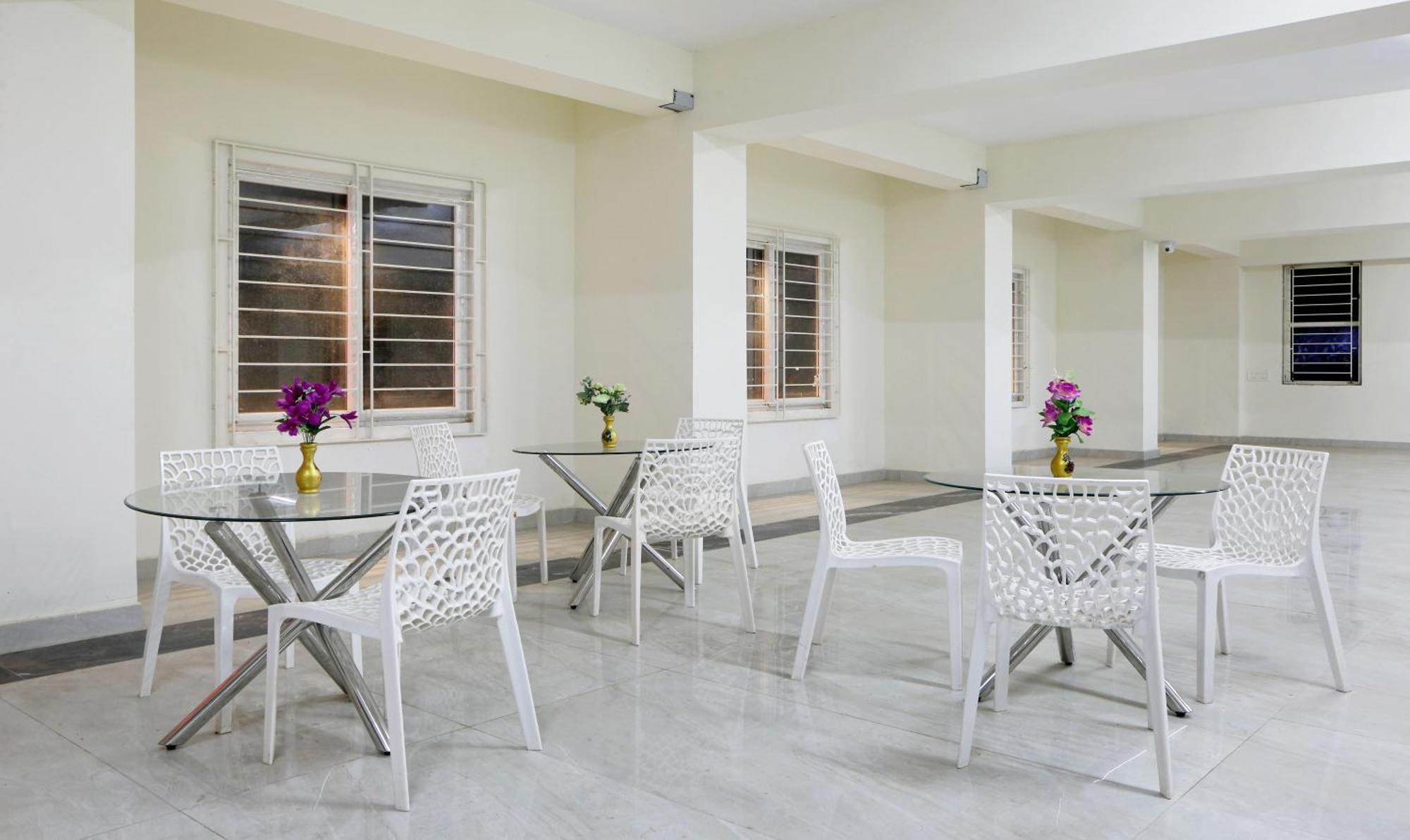 Treebo Naaz Royal Hotel Thanjavur Exterior photo